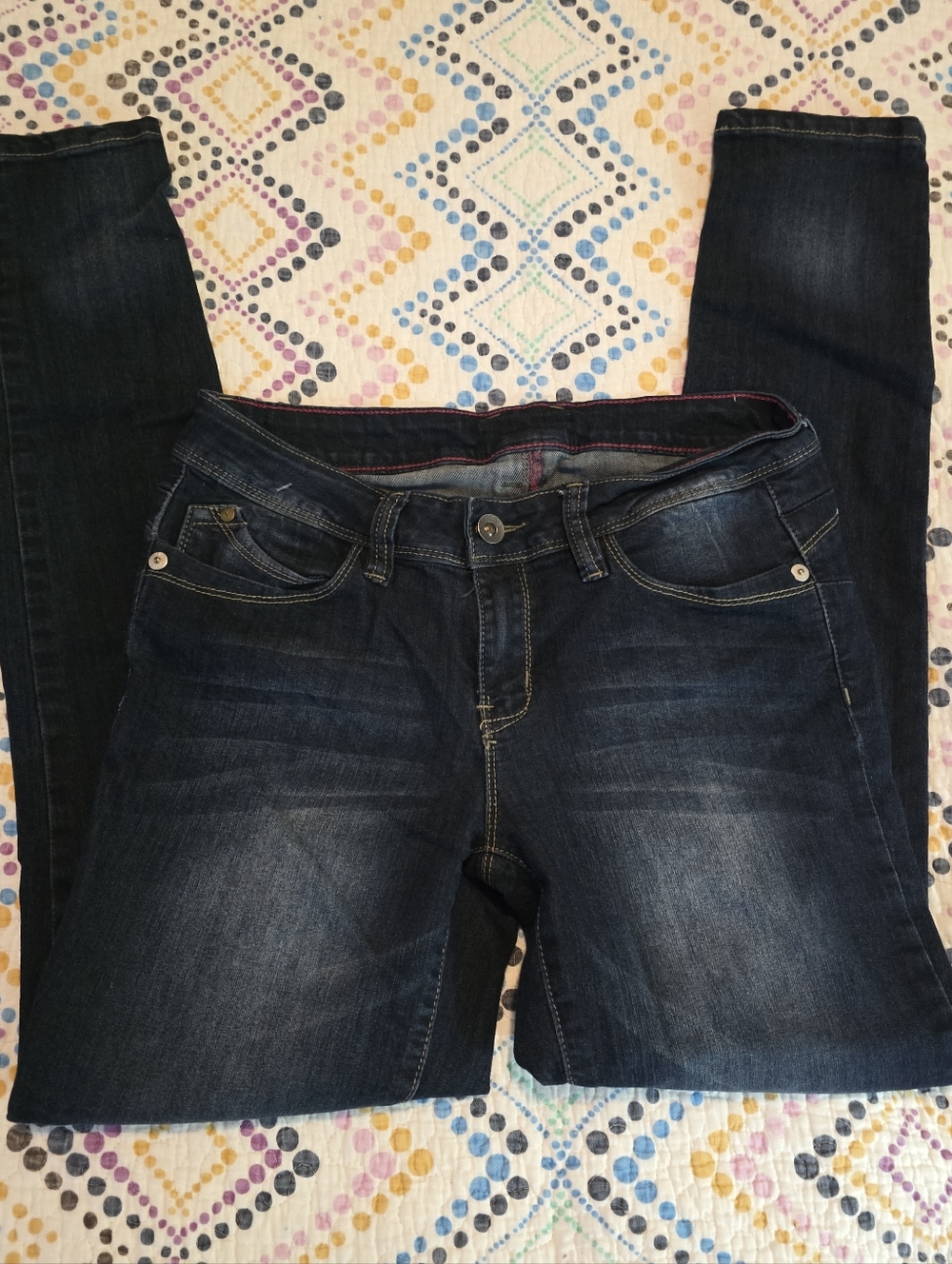 YMI Wanna Betta Butt Distressed Jeans Women's Size 11 Blue Denim